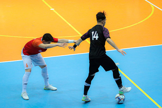 لیگ برتر فوتسال | مسابقه فرش آرا مشهد و سن ایچ ساوه