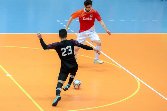 لیگ برتر فوتسال | مسابقه فرش آرا مشهد و سن ایچ ساوه