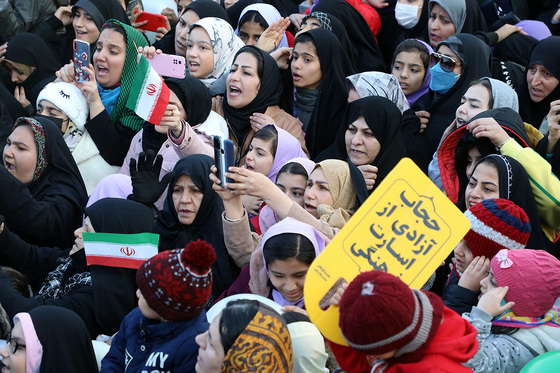 اجتماع بزرگ فرزندان حاج قاسم