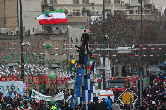 راهپیمایی 22 بهمن در مشهد 2