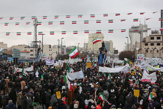 راهپیمایی 22 بهمن در مشهد 2