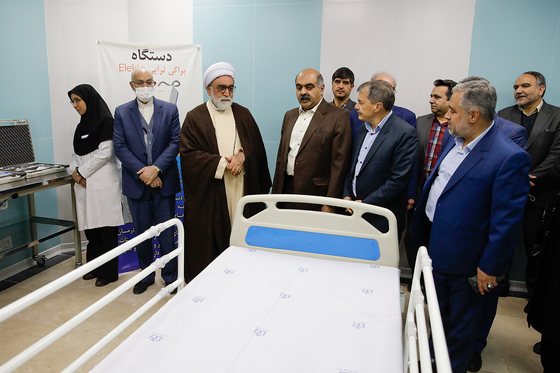 آیین بهره‌برداری از ۸ پروژه درمانی بیمارستان امام رضا (ع)