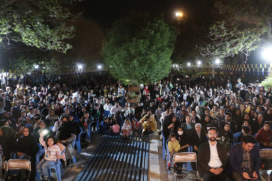 جشنواره غذای ملل و صنایع دستی