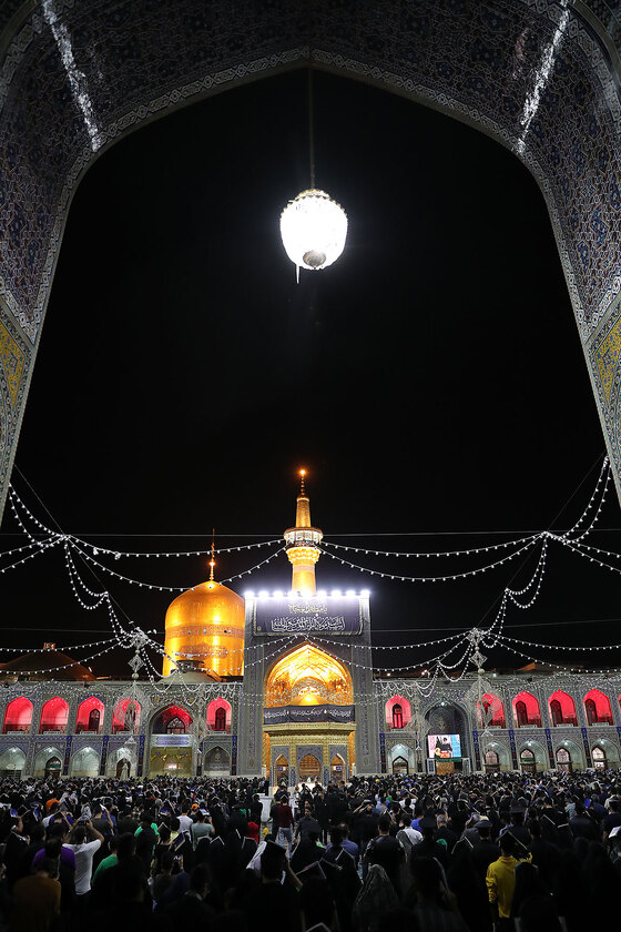مراسم احیاء شب 23 ماه رمضان در حرم مطهر رضوی