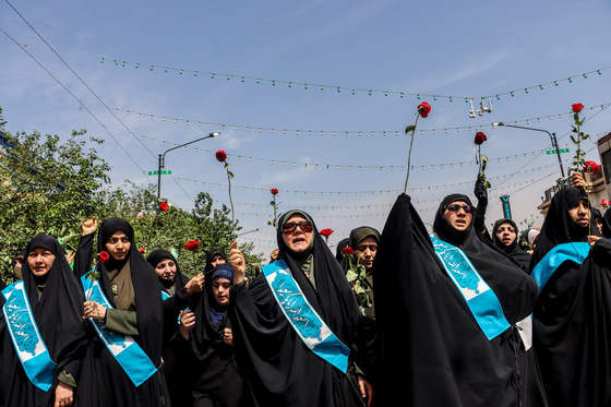 گلباران حرم مطهر رضوی