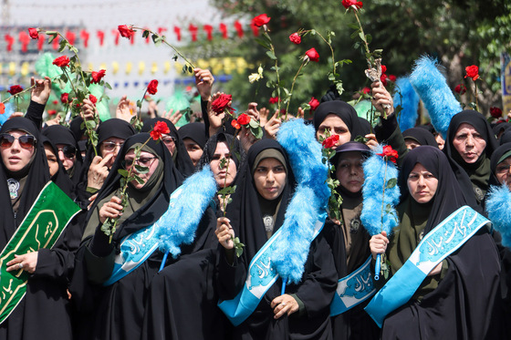 گلباران حرم مطهر رضوی