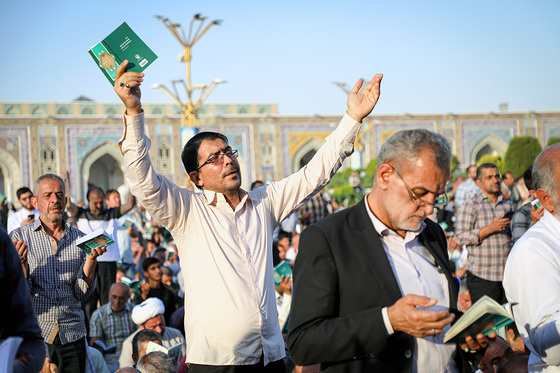 مراسم دعای عرفه در حرم مطهر رضوی