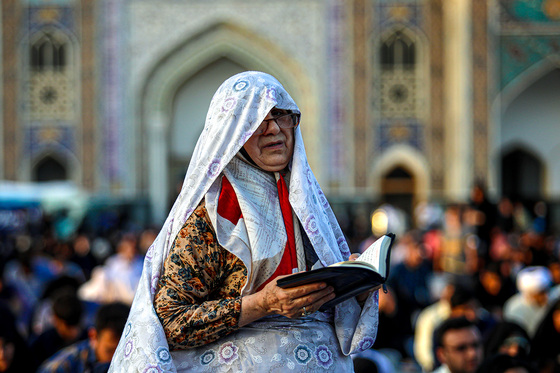 مراسم دعای عرفه در حرم مطهر رضوی