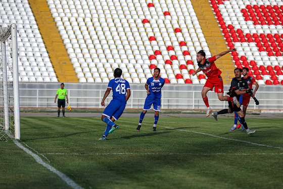 لیگ دسته‌سوم فوتبال | مسابقه شریعت نوین مشهد و عقاب تهران