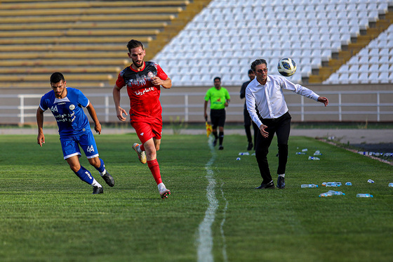 لیگ دسته‌سوم فوتبال | مسابقه شریعت نوین مشهد و عقاب تهران