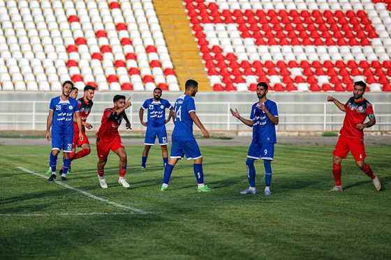 لیگ دسته‌سوم فوتبال | مسابقه شریعت نوین مشهد و عقاب تهران