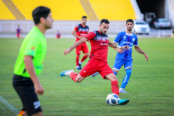 لیگ دسته‌سوم فوتبال | مسابقه شریعت نوین مشهد و عقاب تهران
