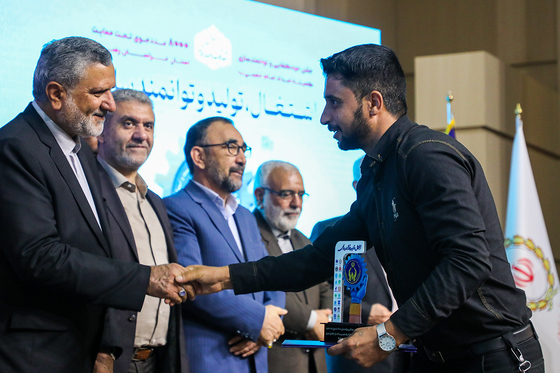 جشن خودکفایی و توانمندسازی 8000 مددجوی تحت حمایت کمیته امداد