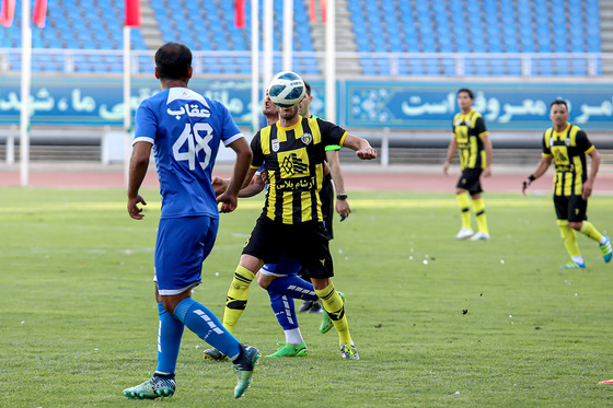 لیگ دسته‌سوم فوتبال | مسابقه شادکام مشهد و عقاب تهران