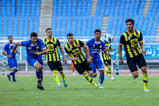 لیگ دسته‌سوم فوتبال | مسابقه شادکام مشهد و عقاب تهران