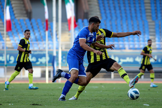 لیگ دسته‌سوم فوتبال | مسابقه شادکام مشهد و عقاب تهران