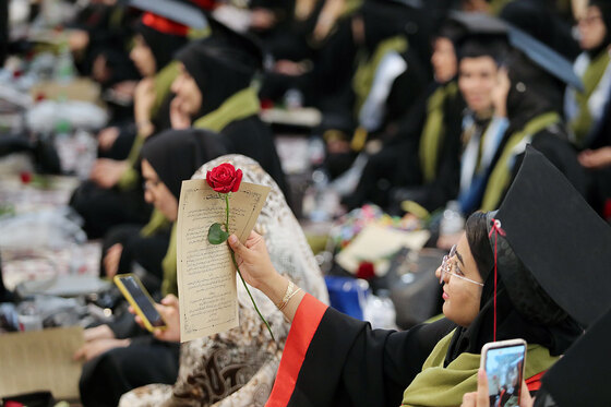 جشن دانش آموختگان علوم پزشکی کشور در حرم مطهر رضوی