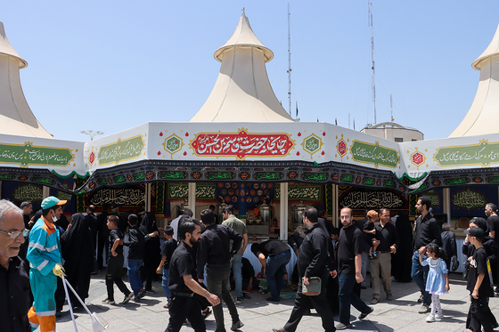 عزاداری روز عاشورا در مشهد