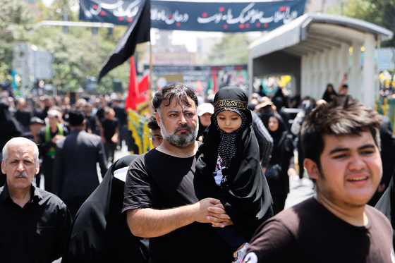  عزاداری روز عاشورا در مشهد