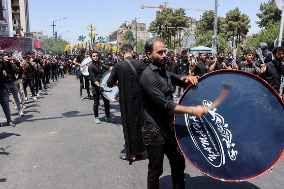  عزاداری روز عاشورا در مشهد