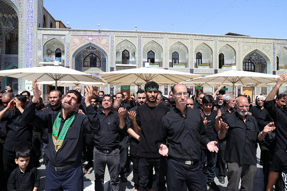 عزاداری روز عاشورا در خیابان امام رضا علیه السلام مشهد