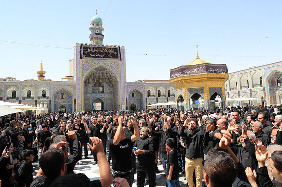 عزاداری روز عاشورا در خیابان امام رضا علیه السلام مشهد