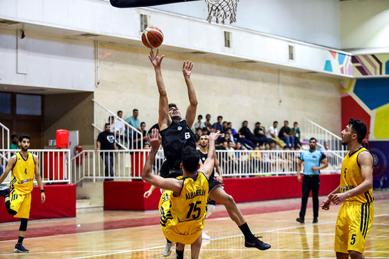 مسابقات لیگ برتر بسکتبال استان | دیدار رادین و فرش مشهد