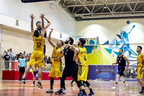 مسابقات لیگ برتر بسکتبال استان | دیدار رادین و فرش مشهد