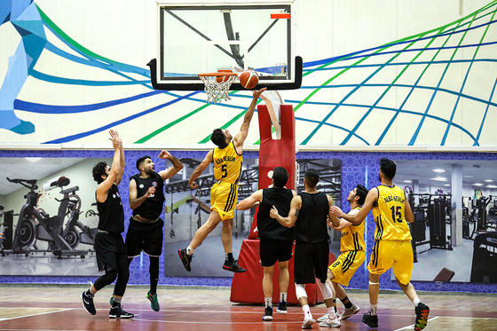 مسابقات لیگ برتر بسکتبال استان | دیدار رادین و فرش مشهد