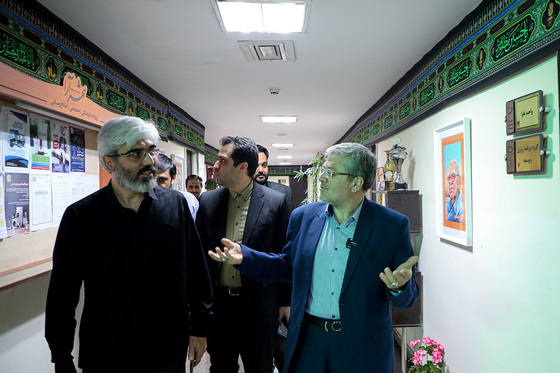 حضور شهردار مشهد در روزنامه شهرآرا به مناسبت روز خبرنگار