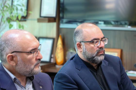 میزگرد بررسی حوادث خیابان وکیل آباد