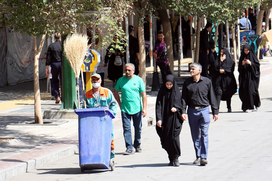 مراسم اذن خدمت پاکبانان مشهدی در مراسم پیاده روی جاماندگان اربعین