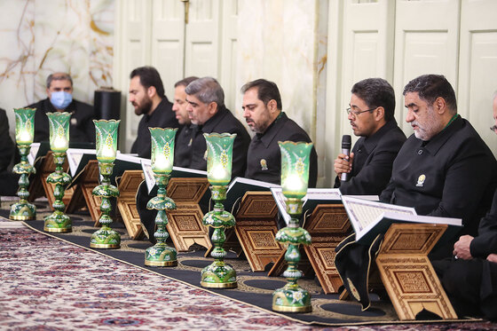 آیین جاروکشی حرم مطهر رضوی