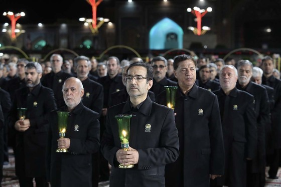 آیین خطبه خوانی شب شهادت امام رضا(ع) در حرم مطهر رضوی