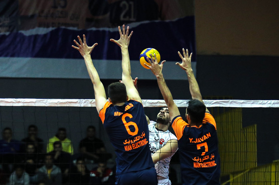 لیگ برتر والیبال | مسابقه نیان الکترونیک مشهد و گیتی پسند اصفهان