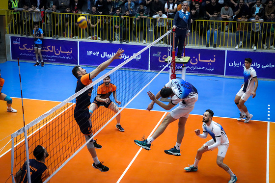 لیگ برتر والیبال | مسابقه نیان الکترونیک مشهد و شهرداری گنبد