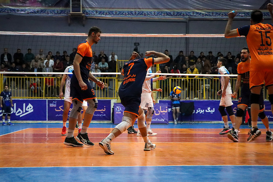 لیگ برتر والیبال | مسابقه نیان الکترونیک مشهد و شهرداری گنبد