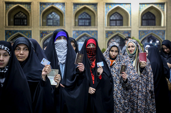 آخرین ساعات رای گیری انتخابات در مشهد مقدس