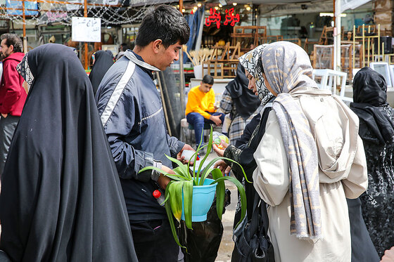 حال و هوای بازار گل در آستانه عید نوروز