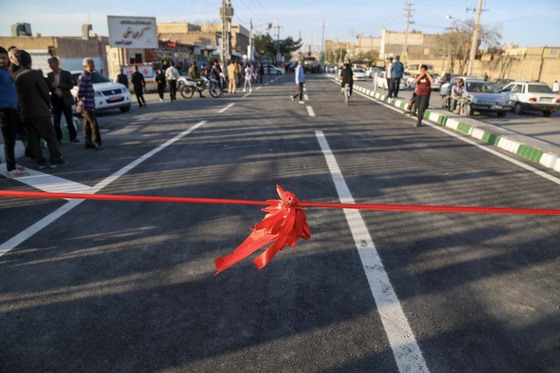 مراسم بهره برداری از پل دهرود