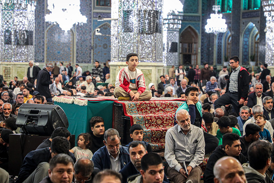 اجتماع مردمی «وعده صادق» در حرم مطهر رضوی