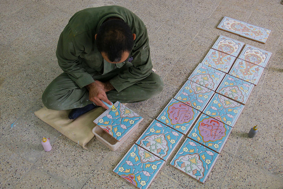 کارخانه کاشی سنتی گوهرشاد مشهد