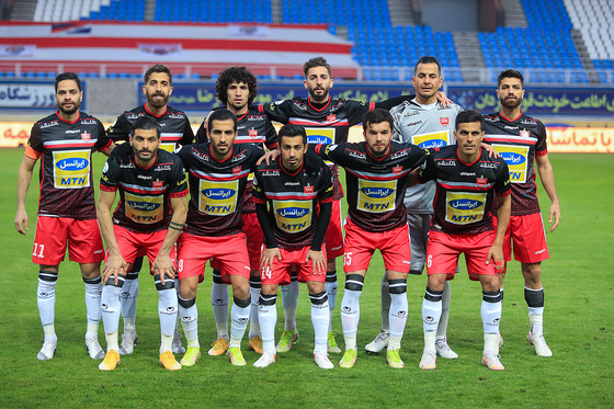 لیگ برتر فوتبال | مسابقه نساجی قائمشهر و پرسپولیس