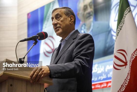 گزارش تصویری | نشست صمیمانه دانشجویان با معاون اجرایی رئیس‌جمهور در دانشگاه علوم پزشکی مشهد (۱۶ آذر ۱۴۰۴)