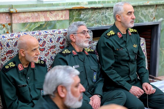 رهبر معظم انقلاب در دیدار فرماندهان عالی نیروهای مسلح: دشمن از پیشرفت‌های جمهوری اسلامی کلافه و عصبی است + تصاویر