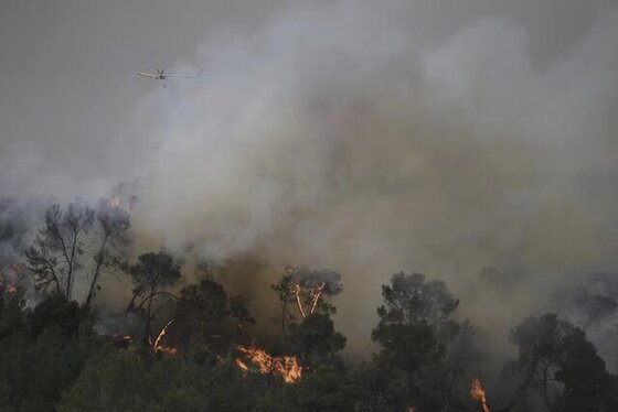 ناتوانی تل‌آویو در مهار آتش‌سوزی‌ها؛ هزاران شهرک‌نشین آواره شدند + ویدئو و عکس