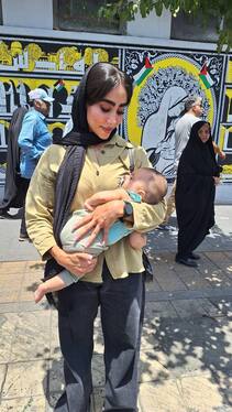 حضور باشکوه مردم در نماز جمعه همدلی و ایستادگی در دانشگاه تهران (۳۰ خرداد ۱۴۰۴) + عکس و فیلم