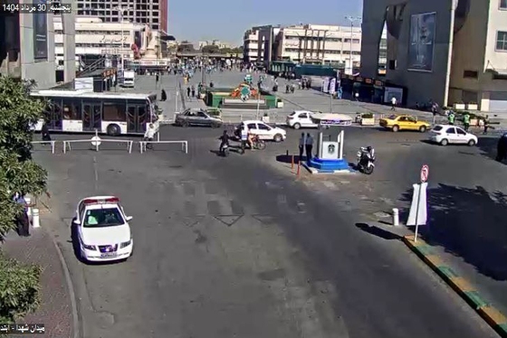 آغاز محدودیت‌های ترافیکی دهه آخر صفر در مشهد | پارک خودرو در اطراف حرم مطهر ممنوع شد (۳۰ مردادماه ۱۴۰۴) + عکس و فیلم