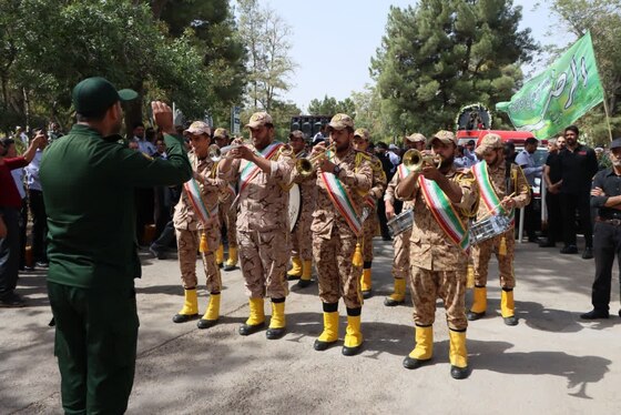 تشییع پیکر شهید «رضا فخریان»، آتش‌نشان فداکار، در حرم مطهر امام‌رضا (ع) مشهد + فیلم