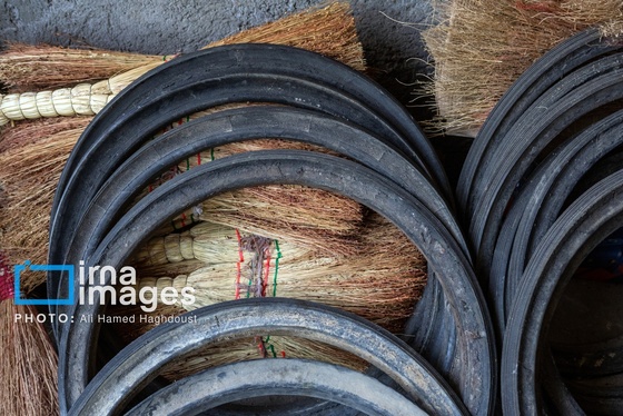 گزارش تصویری | جاروی سنتی قَرامَلِک